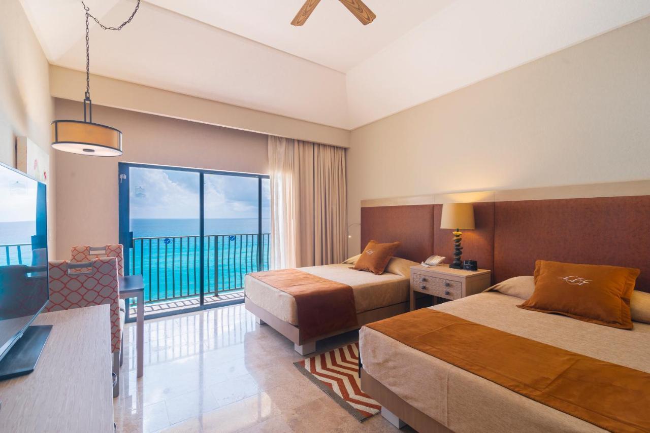 The Royal Sands Resort & Spa Cancún Esterno foto